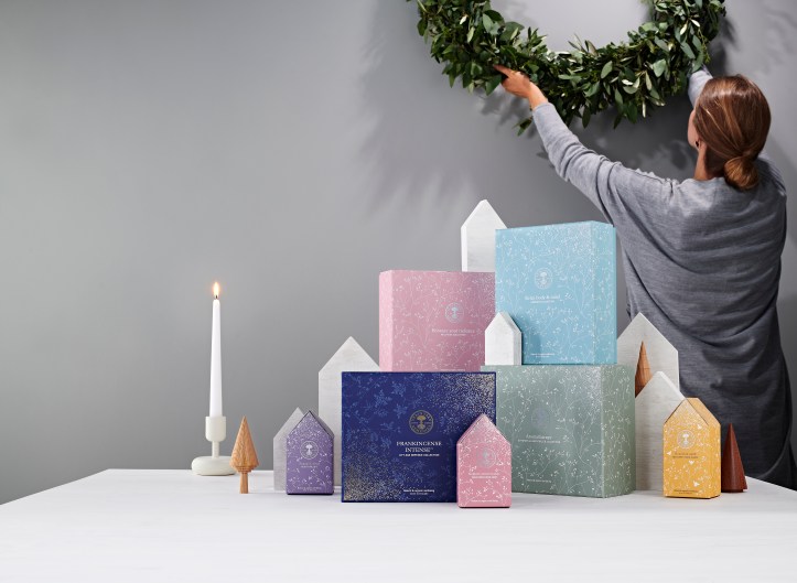 4400 Christmas gift with candle & person